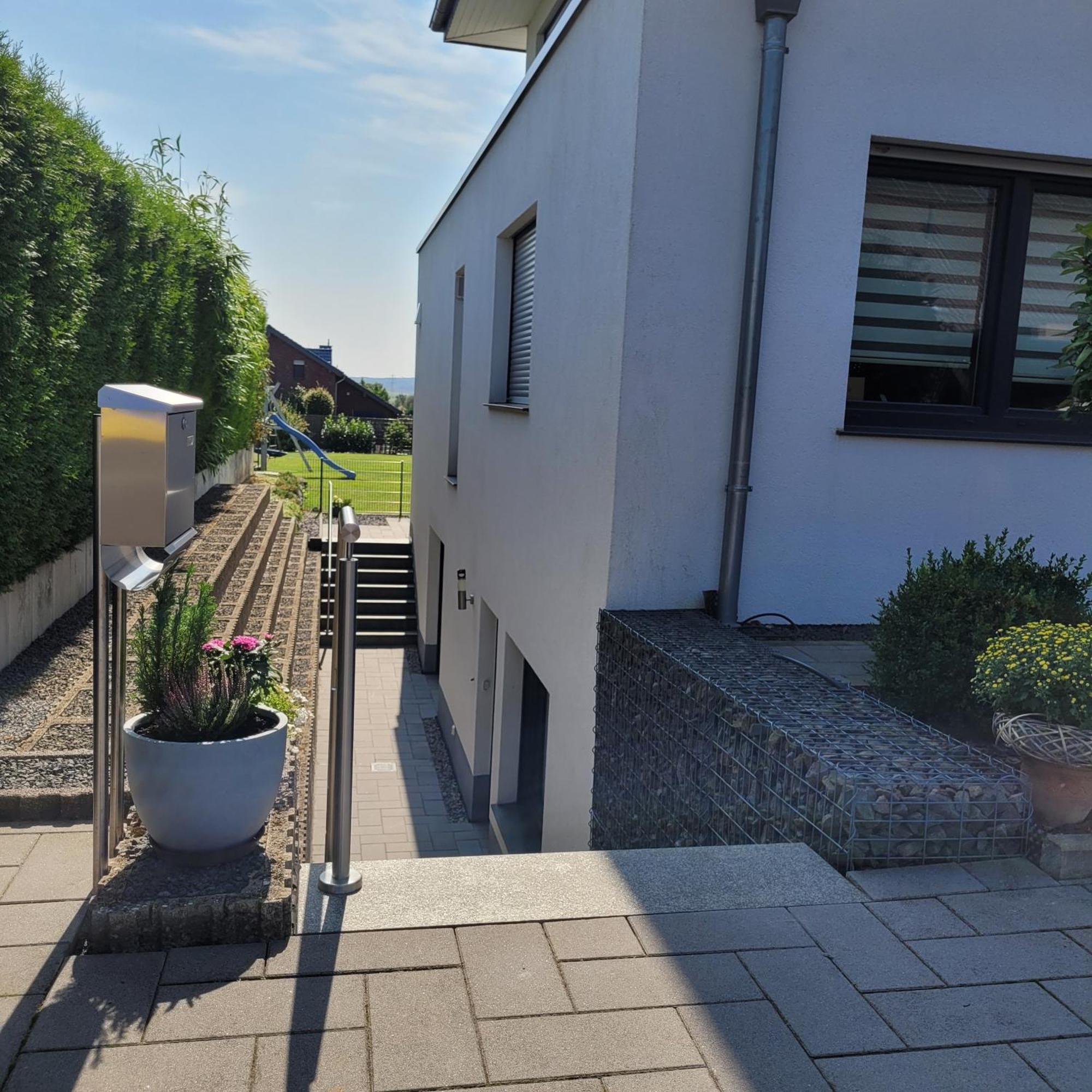 Eifelherz Mit Sonnenterrasse Nideggen Exteriör bild